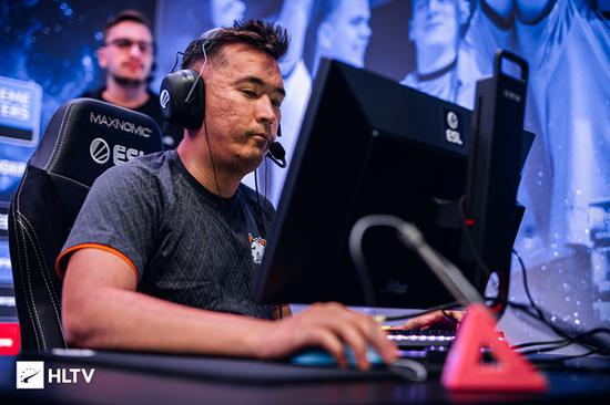 风暴英雄2.0测试体验深度解析与新机制探讨